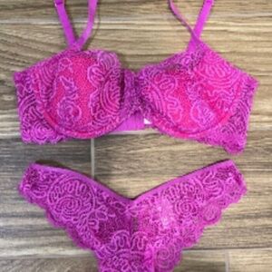 Victoria's Secret Very Sexy vintage hot pink 34C embroidered bra panties